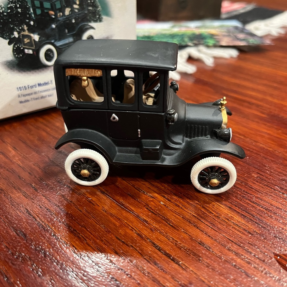 Vintage 1919 cord model T Christmas ornament. In perfect condition!